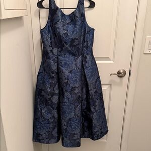 Elegant Blue Floral Dress